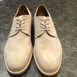 Dress shoes that can dress up or down